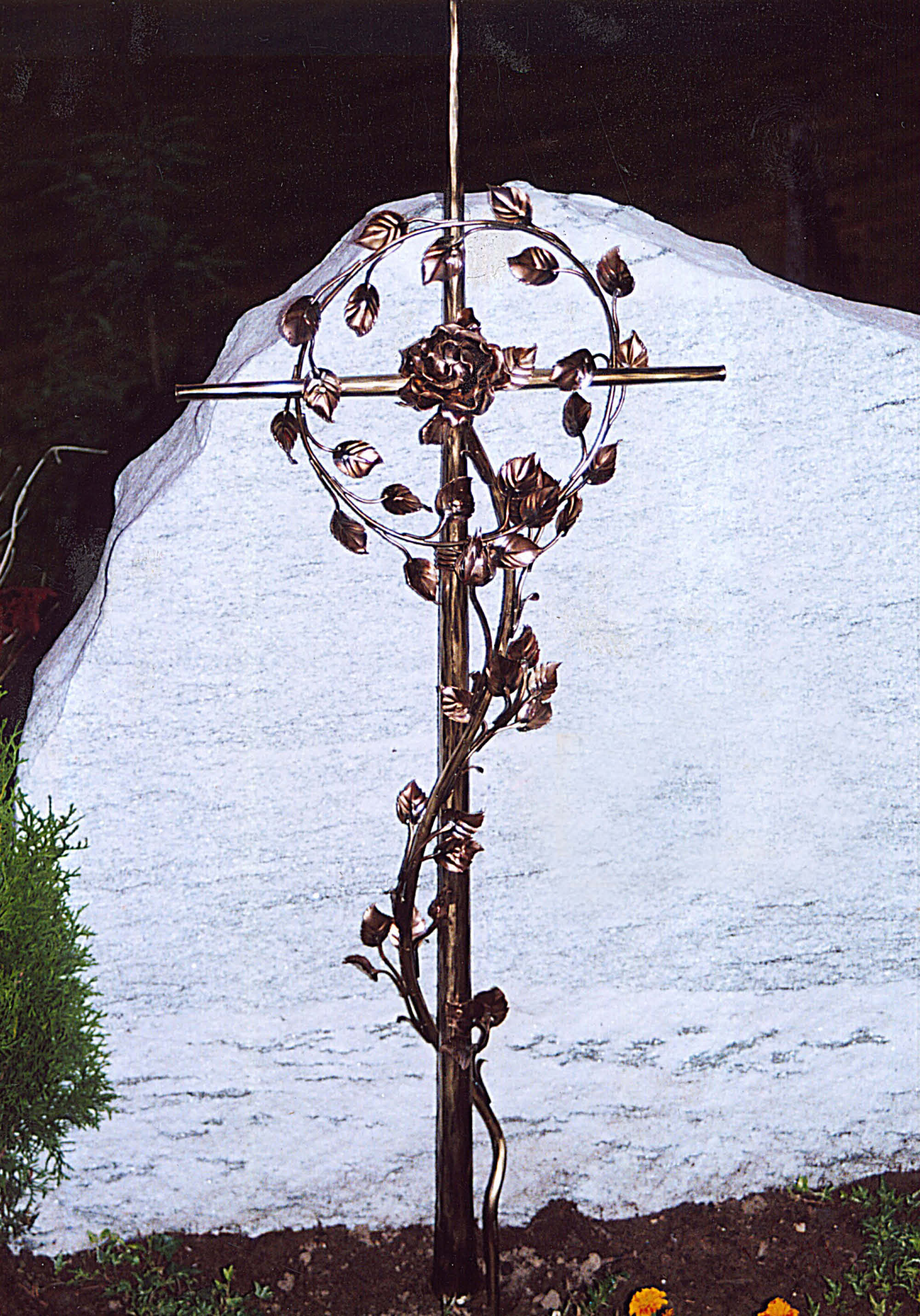 Grabkreuz 96